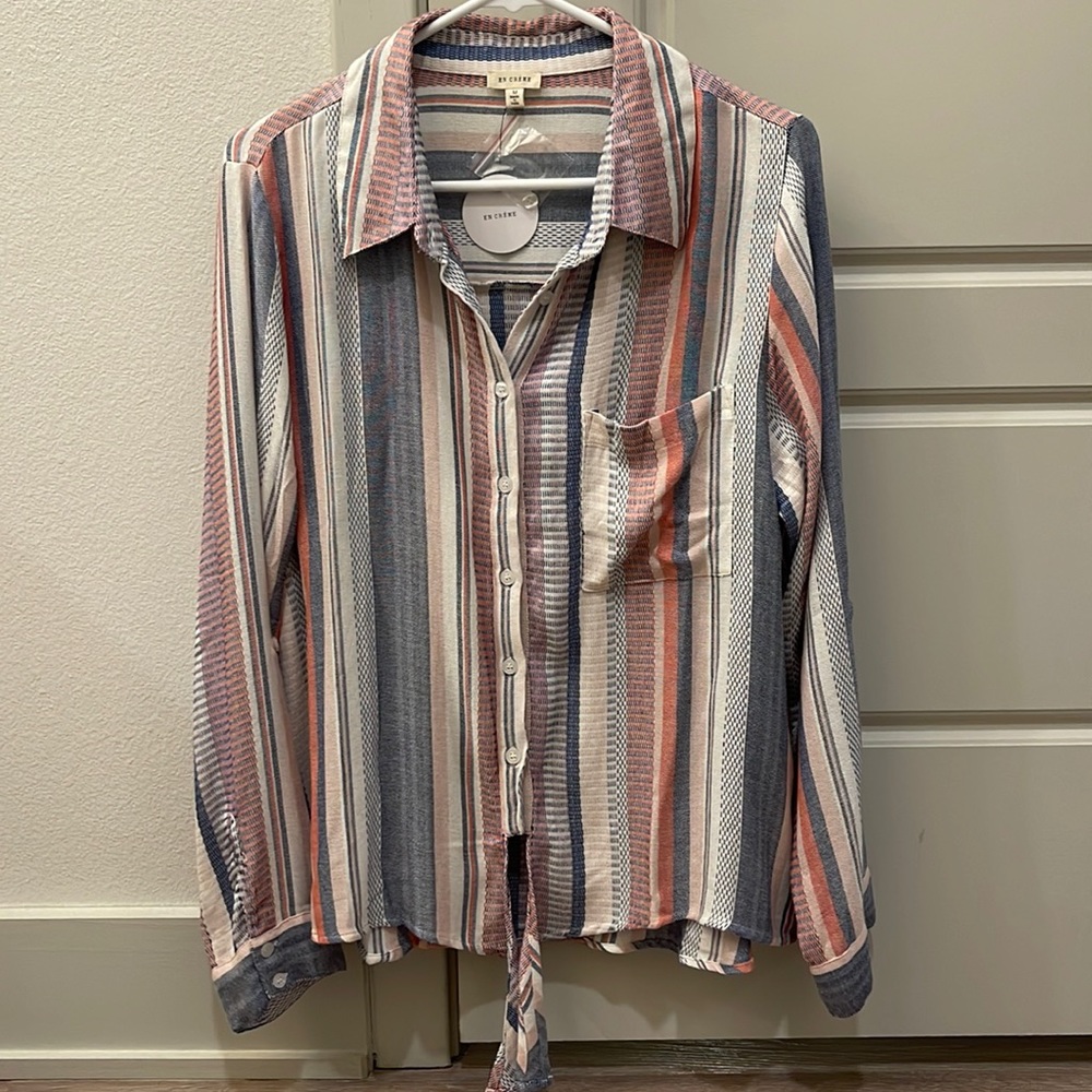 EN CRÈME STRIPPED BUTTON UP LONG SLEEVE BLOUSE